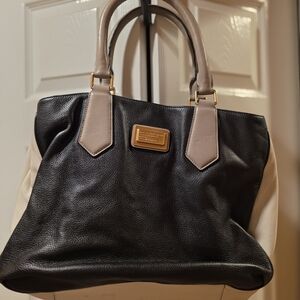 Elegant Black and Cream Women's Handbag